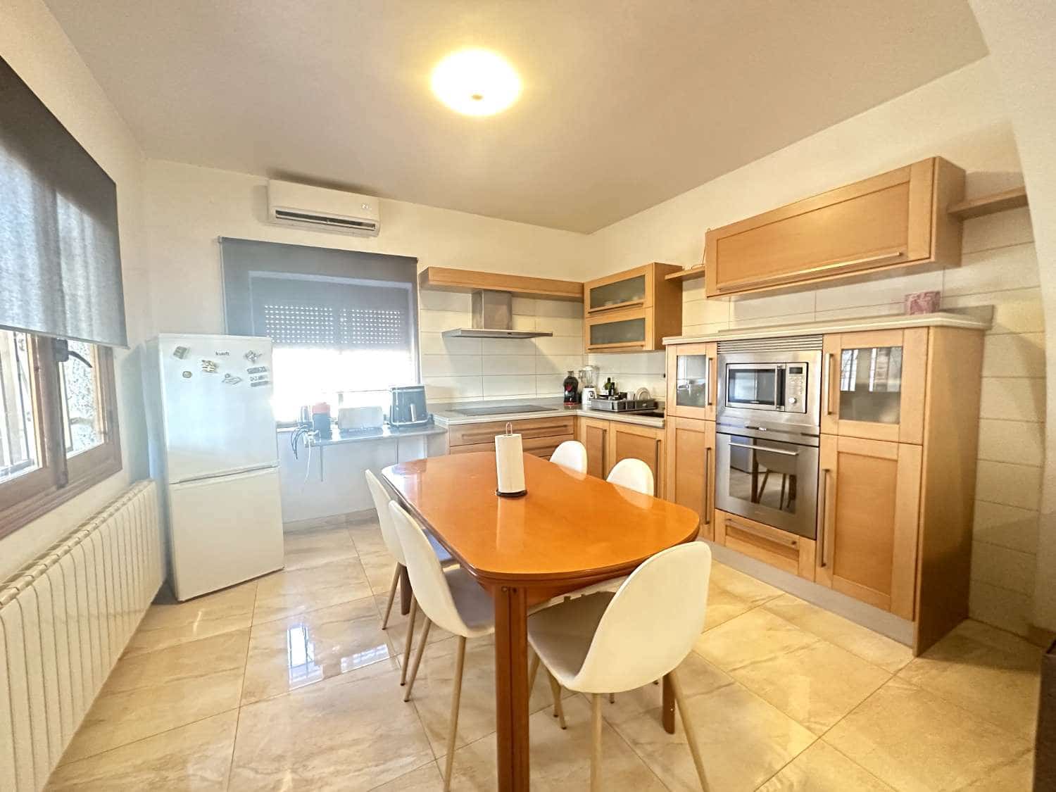 2 soveværelse Rækkehus til salg i Orihuela med swimmingpool - € 249.900 (Ref: 8421178)