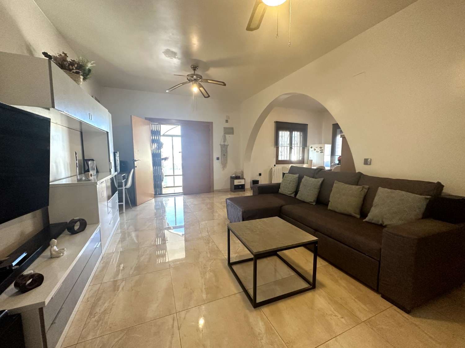 2 soveværelse Rækkehus til salg i Orihuela med swimmingpool - € 249.900 (Ref: 8421178)