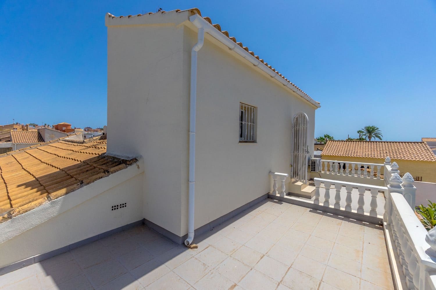 3 soveværelse Villa til salg i Orihuela med swimmingpool - € 358.000 (Ref: 8456772)