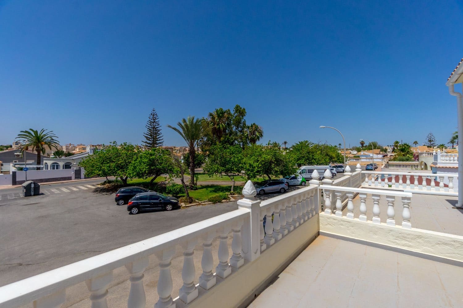 3 soveværelse Villa til salg i Orihuela med swimmingpool - € 358.000 (Ref: 8456772)