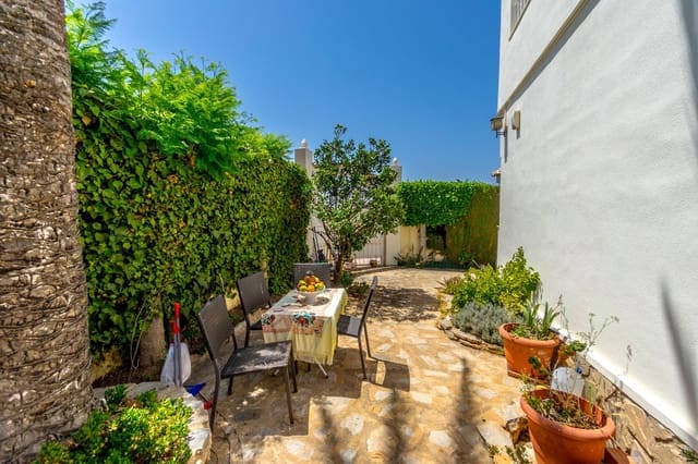 3 soveværelse Villa til salg i Orihuela med swimmingpool - € 358.000 (Ref: 8456772)