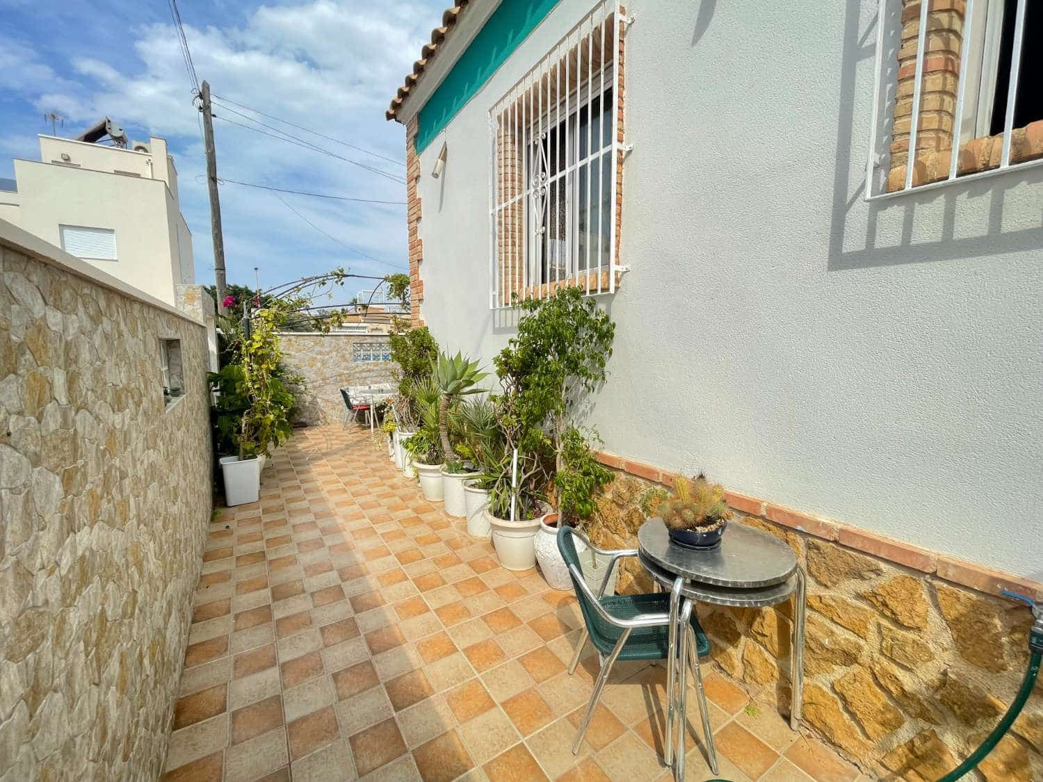 3 bedroom Villa for sale in Torrevieja - € 375,000 (Ref: 8490872)