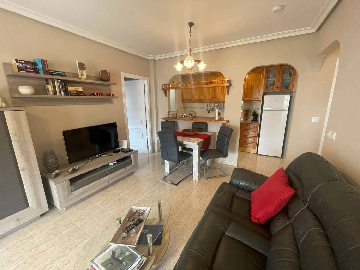 2 makuuhuone Ranta-asunto myytävänä paikassa Orihuela mukana uima-altaan - 175 000 € (Ref: 8546789)