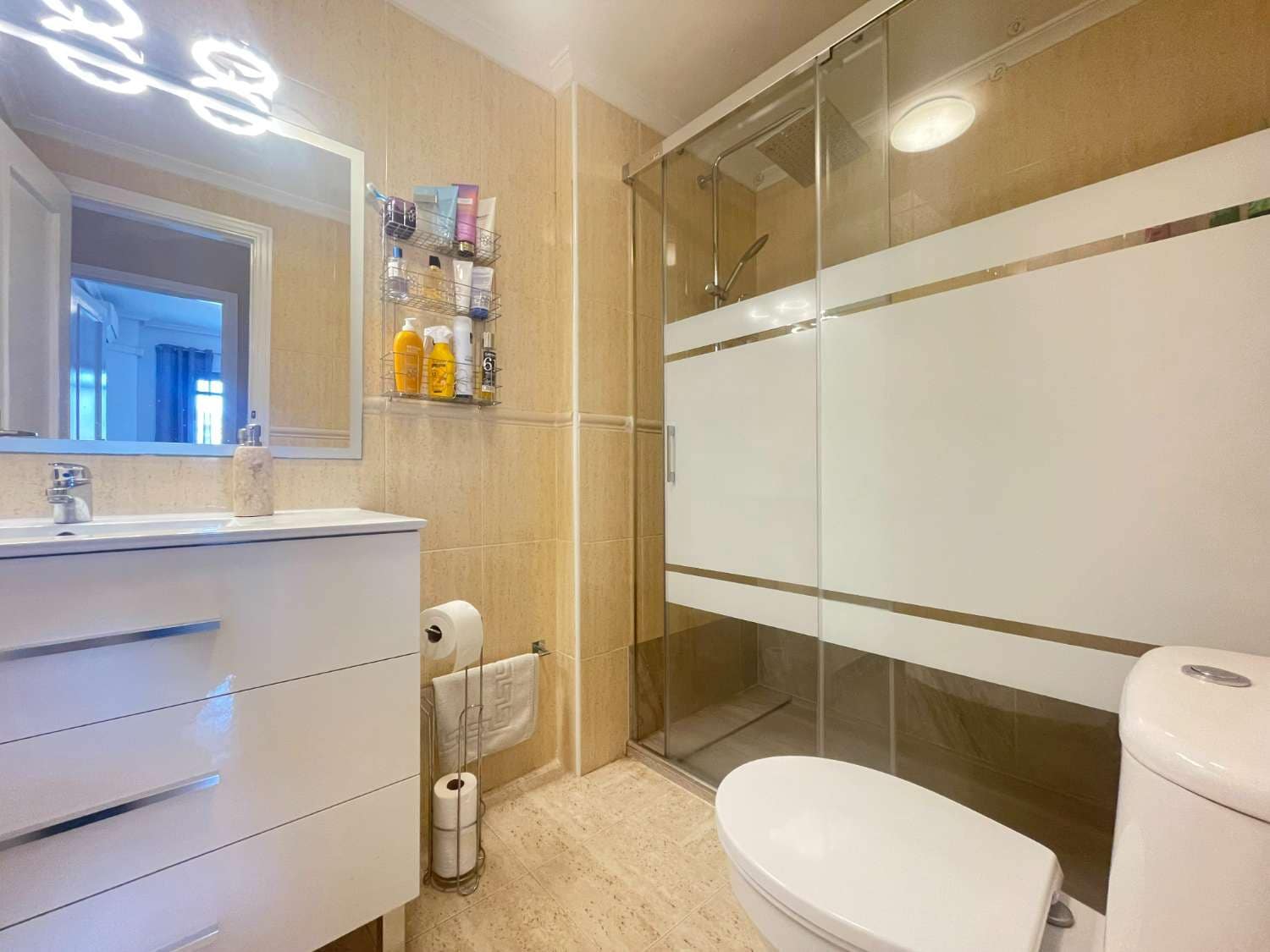 2 makuuhuone Ranta-asunto myytävänä paikassa Orihuela mukana uima-altaan - 175 000 € (Ref: 8546789)