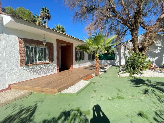 5 soveværelse Villa til salg i Orihuela med swimmingpool - € 390.000 (Ref: 8564580)