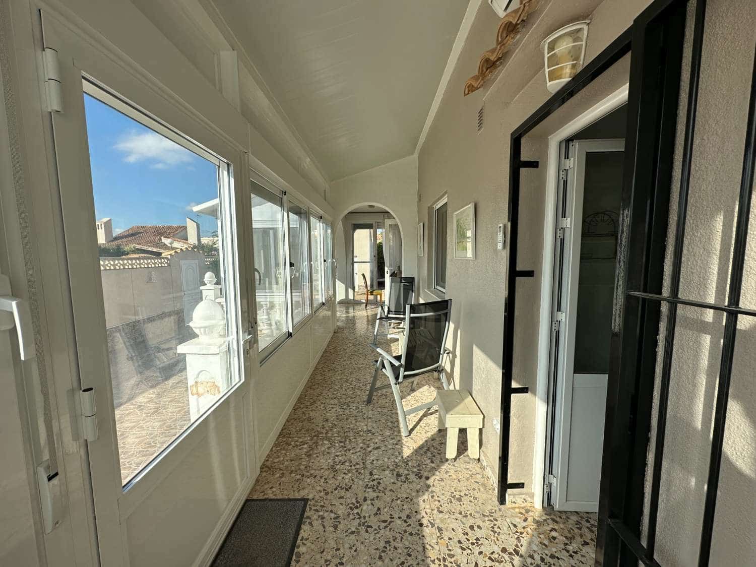 2 bedroom Villa for sale in Orihuela with garage - € 319,900 (Ref: 8594826)