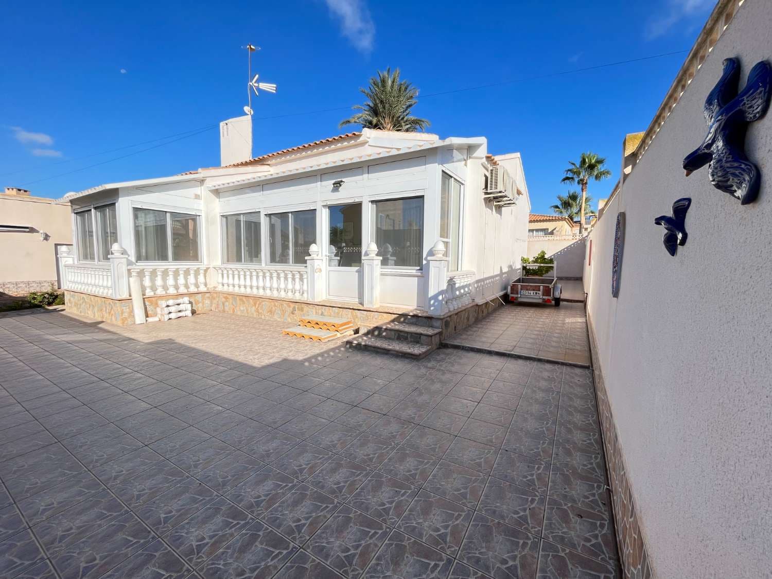 2 bedroom Villa for sale in Orihuela with garage - € 319,900 (Ref: 8594826)