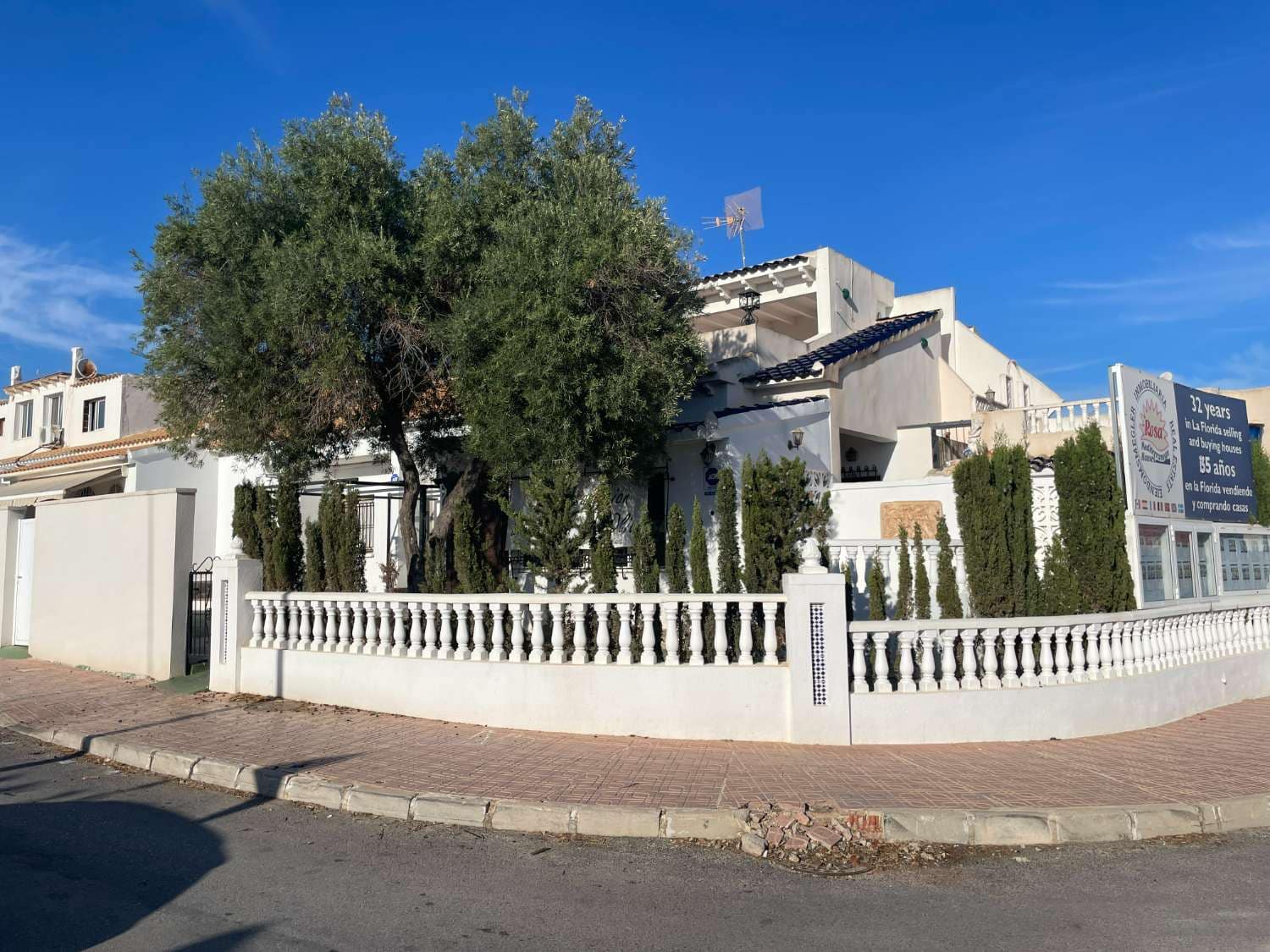 Erhverv til salg i Orihuela med garage - € 240.000 (Ref: 8603398)