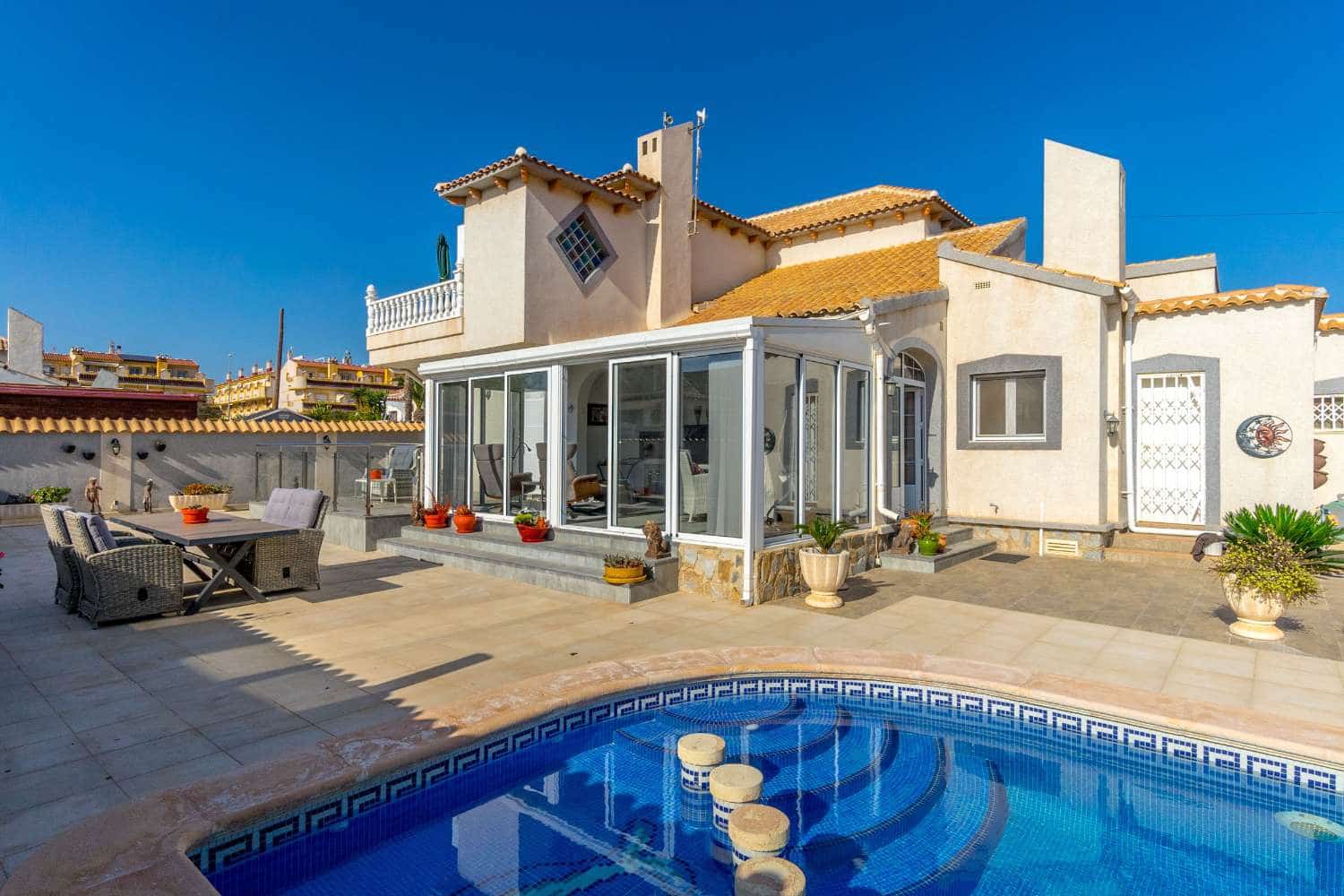 5 chambre Villa/Maison à vendre à Orihuela avec piscine garage - 595 000 € (Ref: 8652101)
