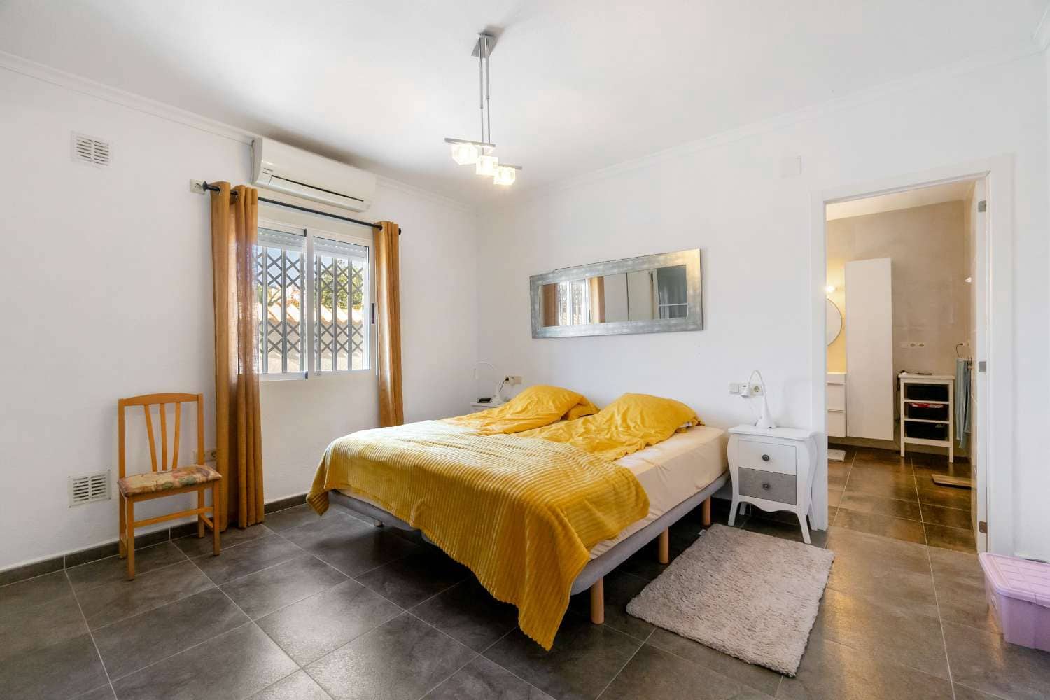 5 chambre Villa/Maison à vendre à Orihuela avec piscine garage - 595 000 € (Ref: 8652101)