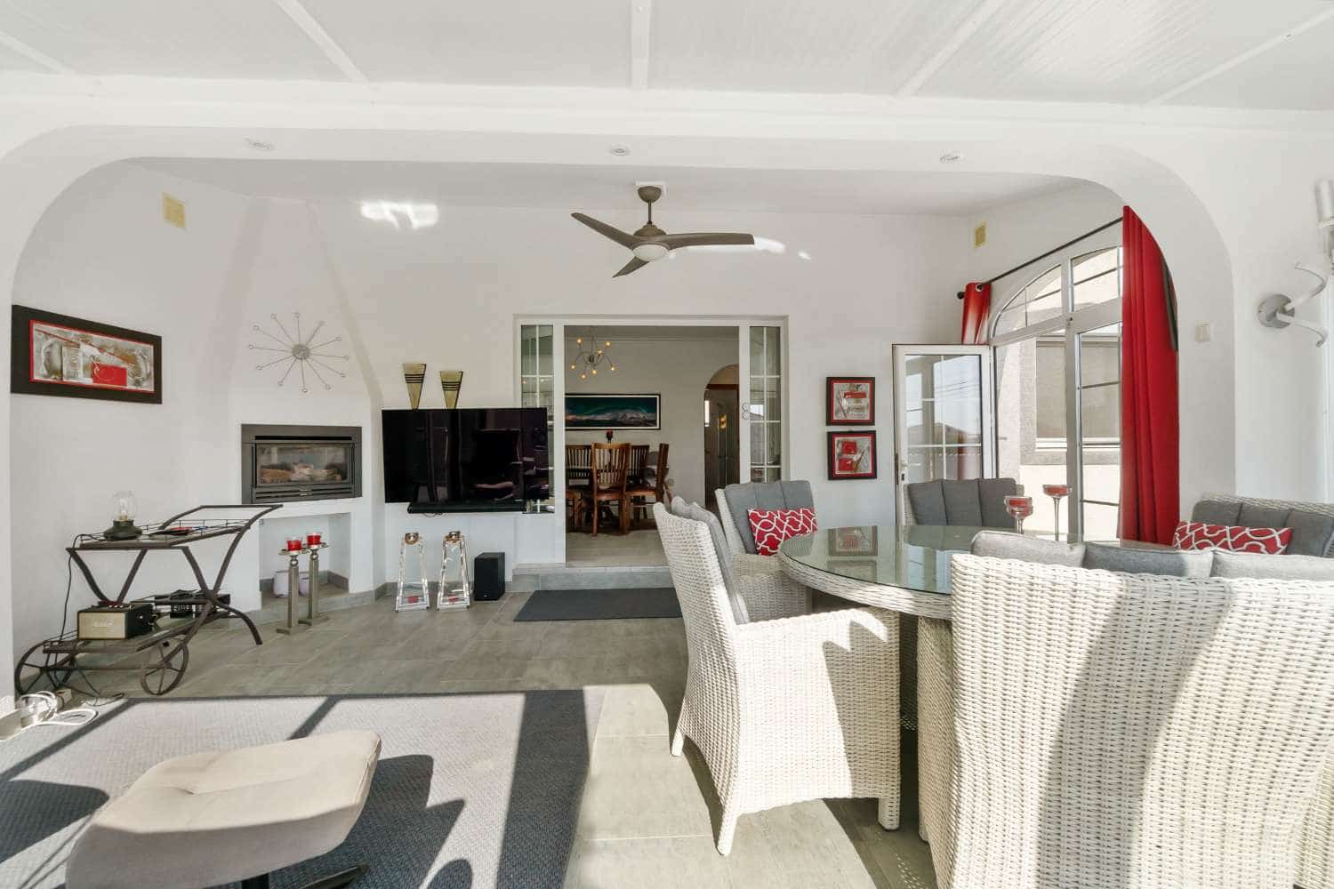 5 sovrum Villa till salu i Orihuela med pool garage - 595 000 € (Ref: 8652101)