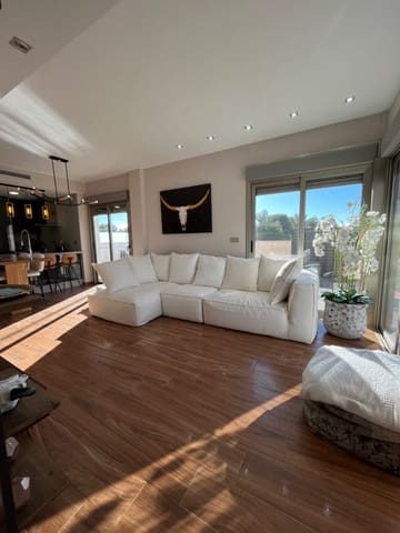 3 soveværelse Villa til salg i Orihuela med swimmingpool - € 419.000 (Ref: 8691103)