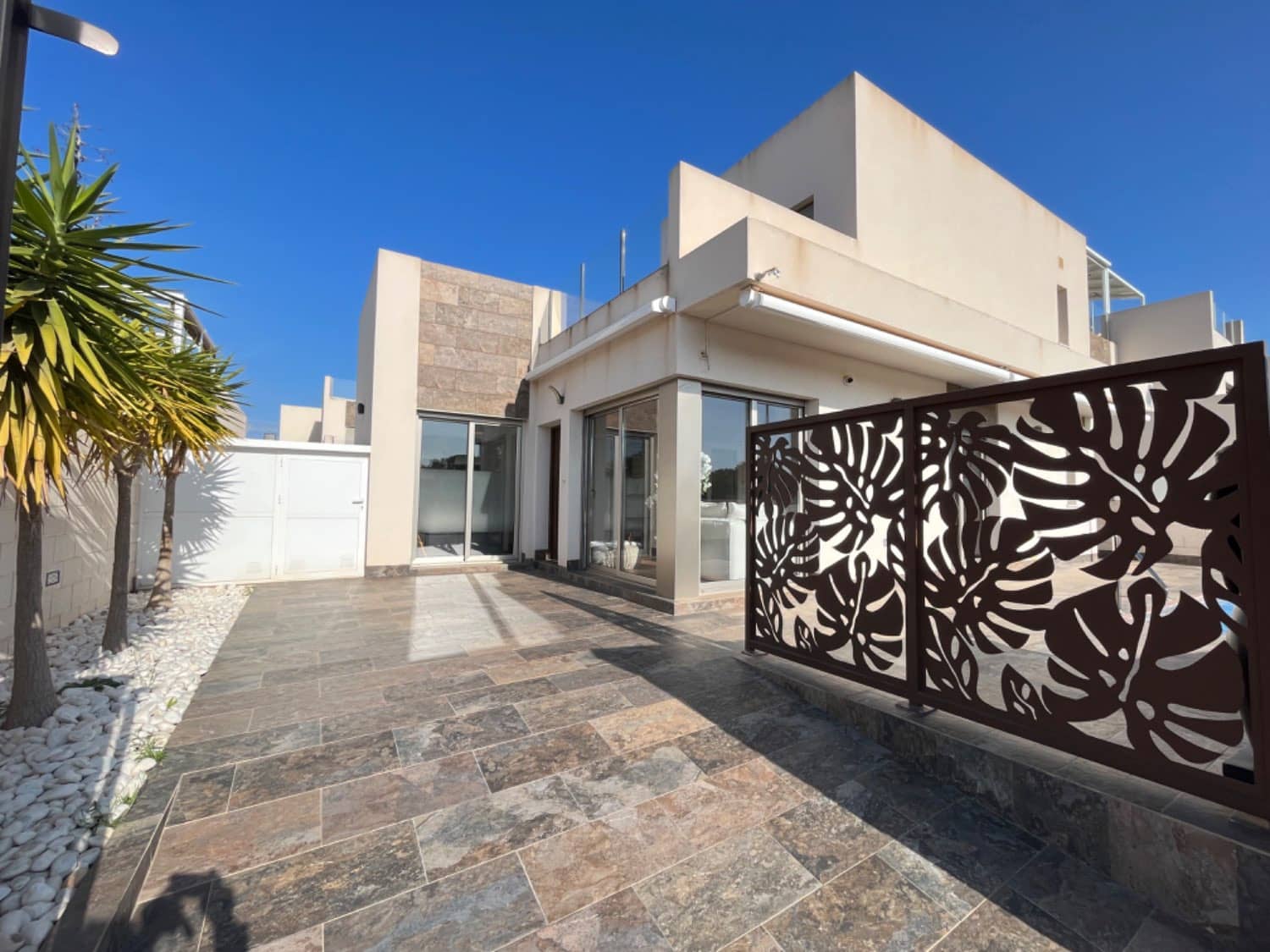 3 soveværelse Villa til salg i Orihuela med swimmingpool - € 419.000 (Ref: 8691103)