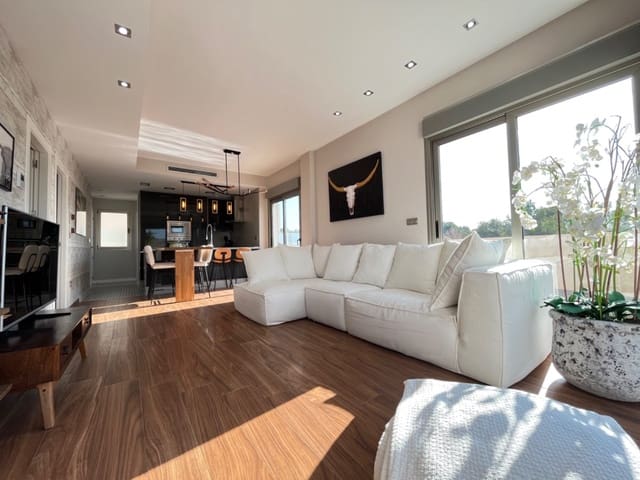 3 soveværelse Villa til salg i Orihuela med swimmingpool - € 419.000 (Ref: 8691103)