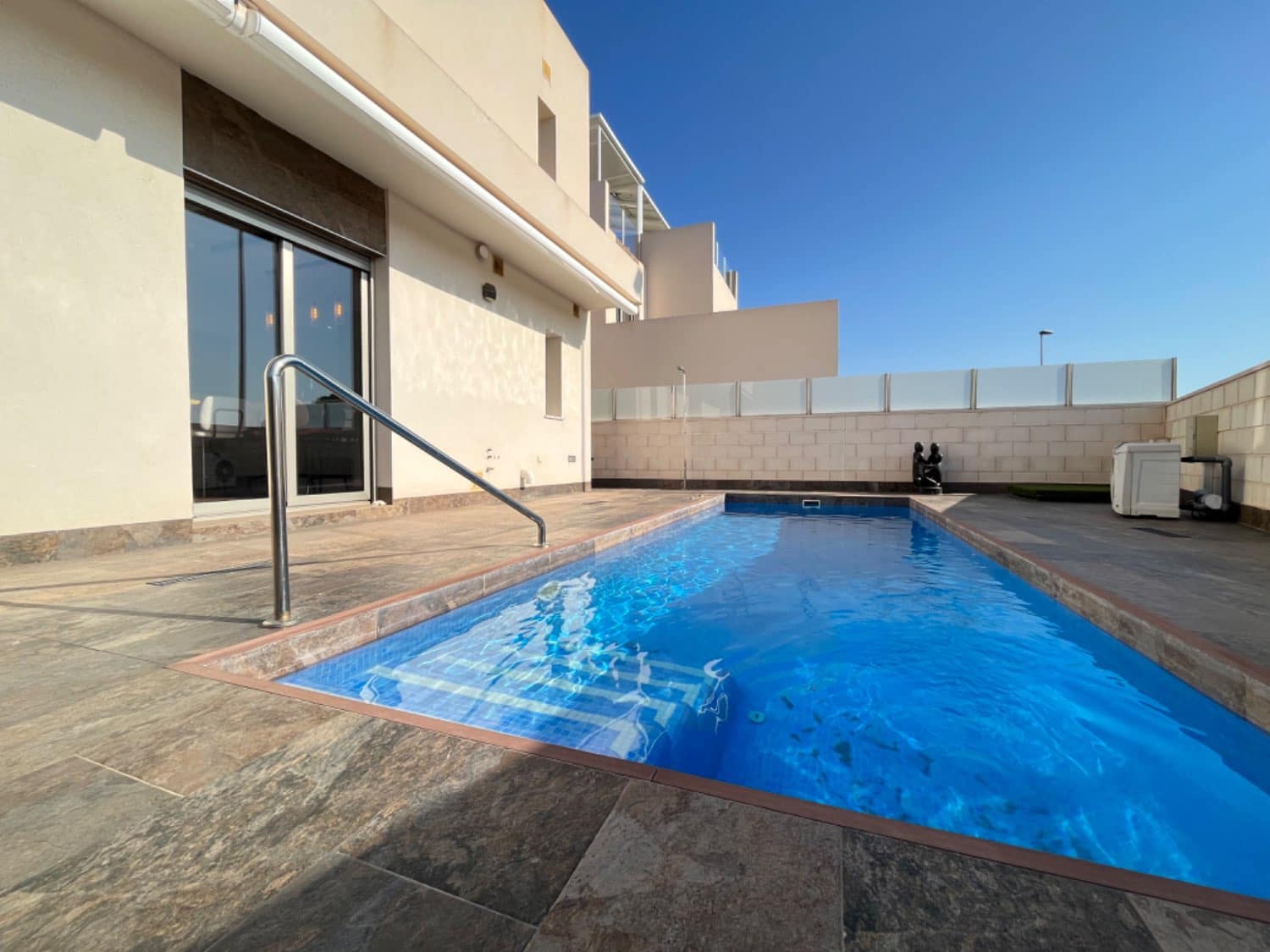 3 soveværelse Villa til salg i Orihuela med swimmingpool - € 419.000 (Ref: 8691103)