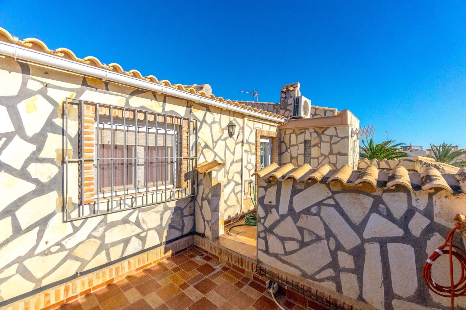 4 Zimmer Villa zu verkaufen in Orihuela mit Pool Garage - 439.000 € (Ref: 8697803)