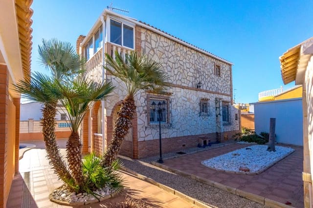 4 Zimmer Villa zu verkaufen in Orihuela mit Pool Garage - 439.000 € (Ref: 8697803)