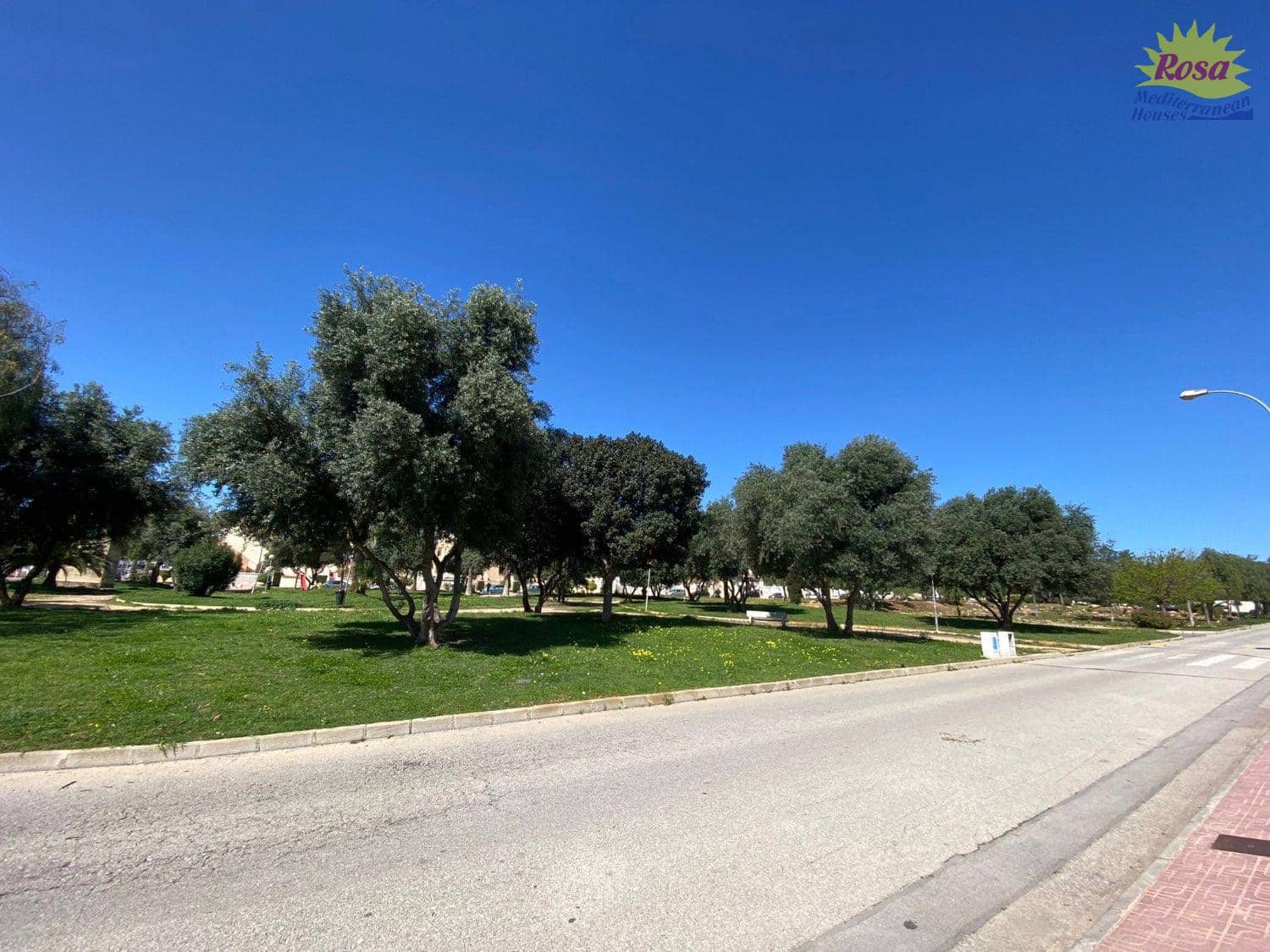 4 Zimmer Villa zu verkaufen in Orihuela mit Pool Garage - 439.000 € (Ref: 8697803)