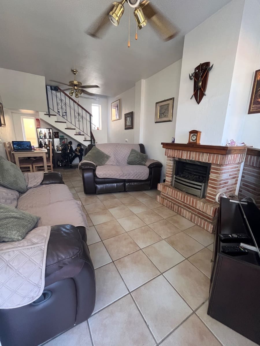 3 soveværelse Villa til salg i Orihuela Costa - € 215.000 (Ref: 8754021)