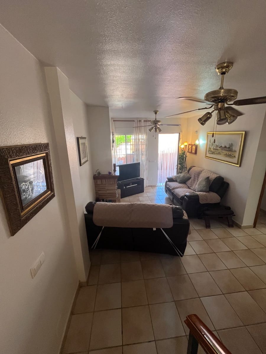 3 soveværelse Villa til salg i Orihuela Costa - € 215.000 (Ref: 8754021)