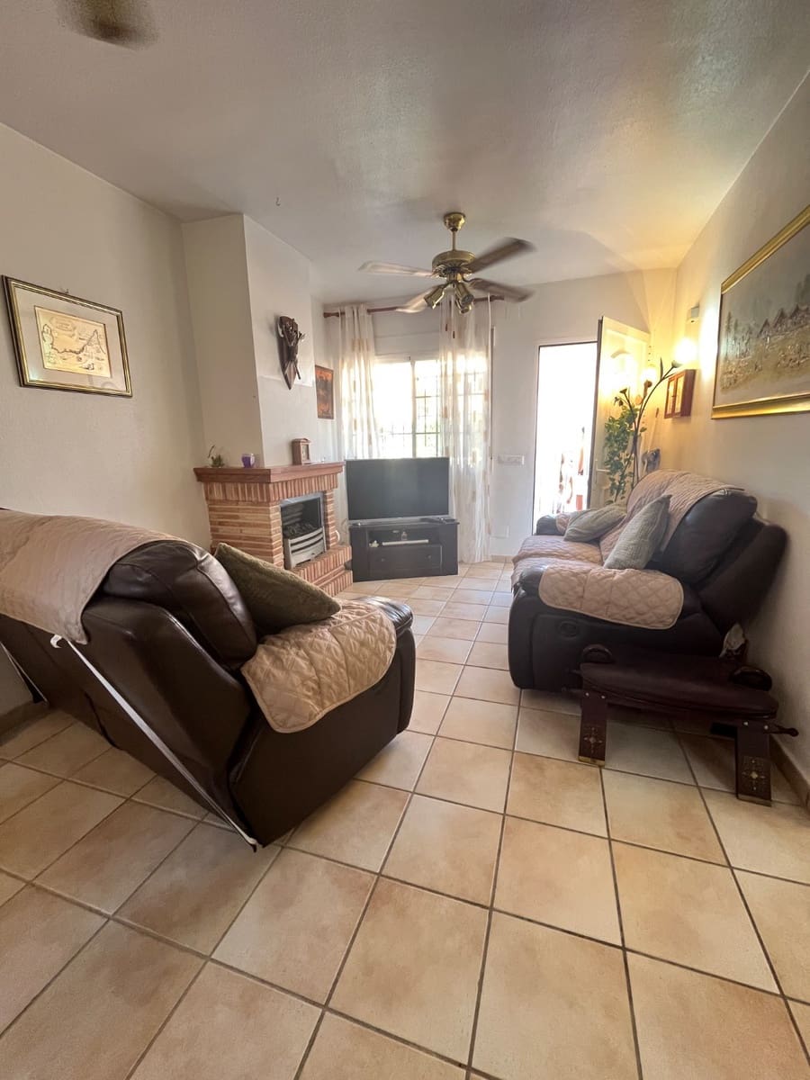 3 soveværelse Villa til salg i Orihuela Costa - € 215.000 (Ref: 8754021)