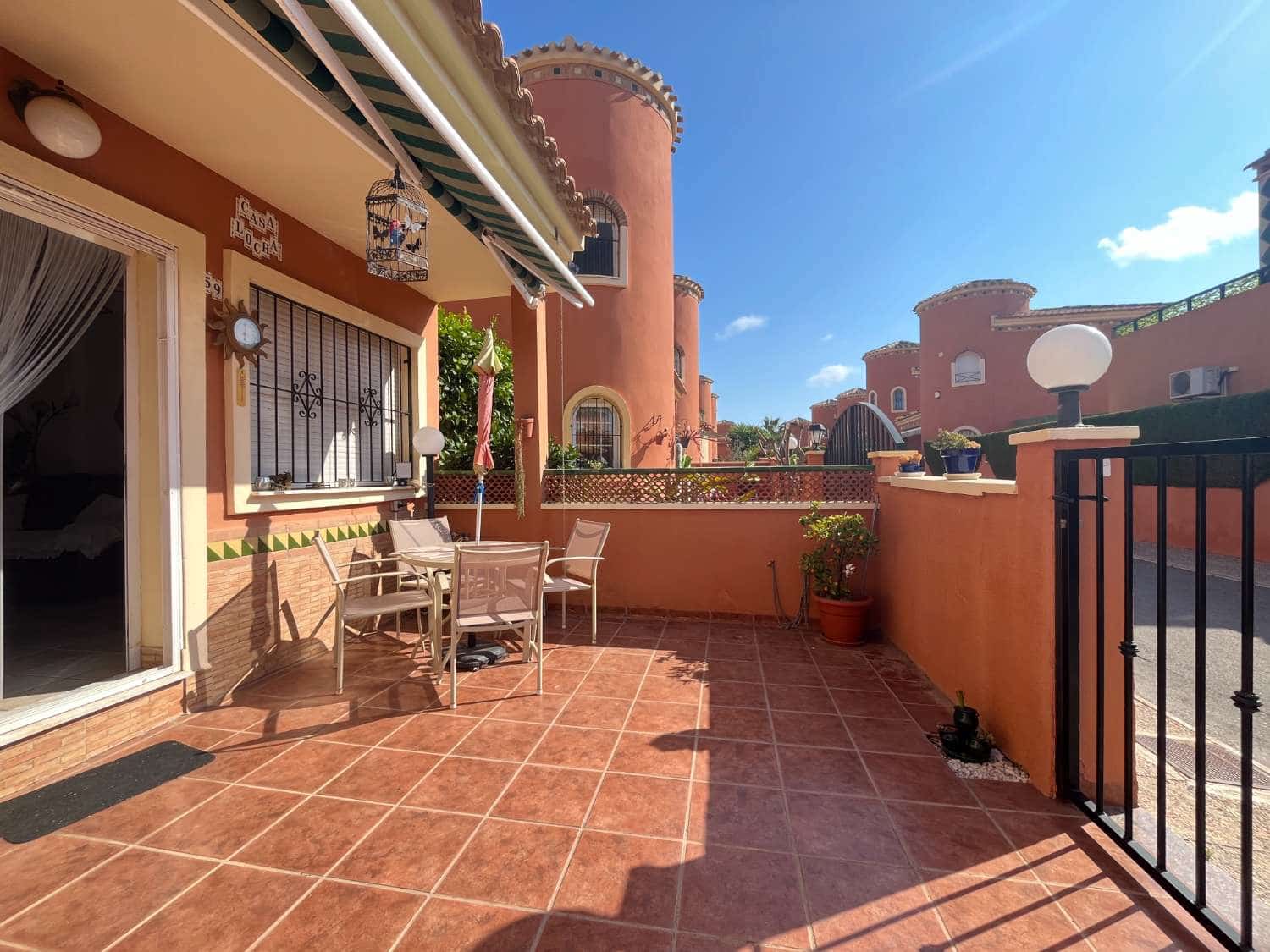 3 slaapkamer Villa te koop in Orihuela Costa - € 215.000 (Ref: 8754021)
