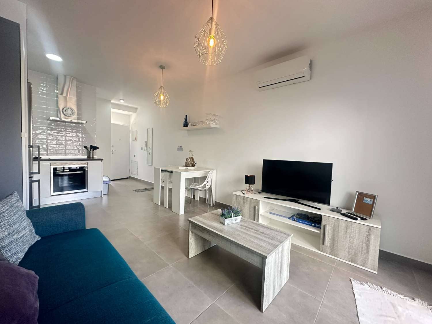 Studio til salg i Pilar de la Horadada med swimmingpool - € 120.000 (Ref: 8755268)