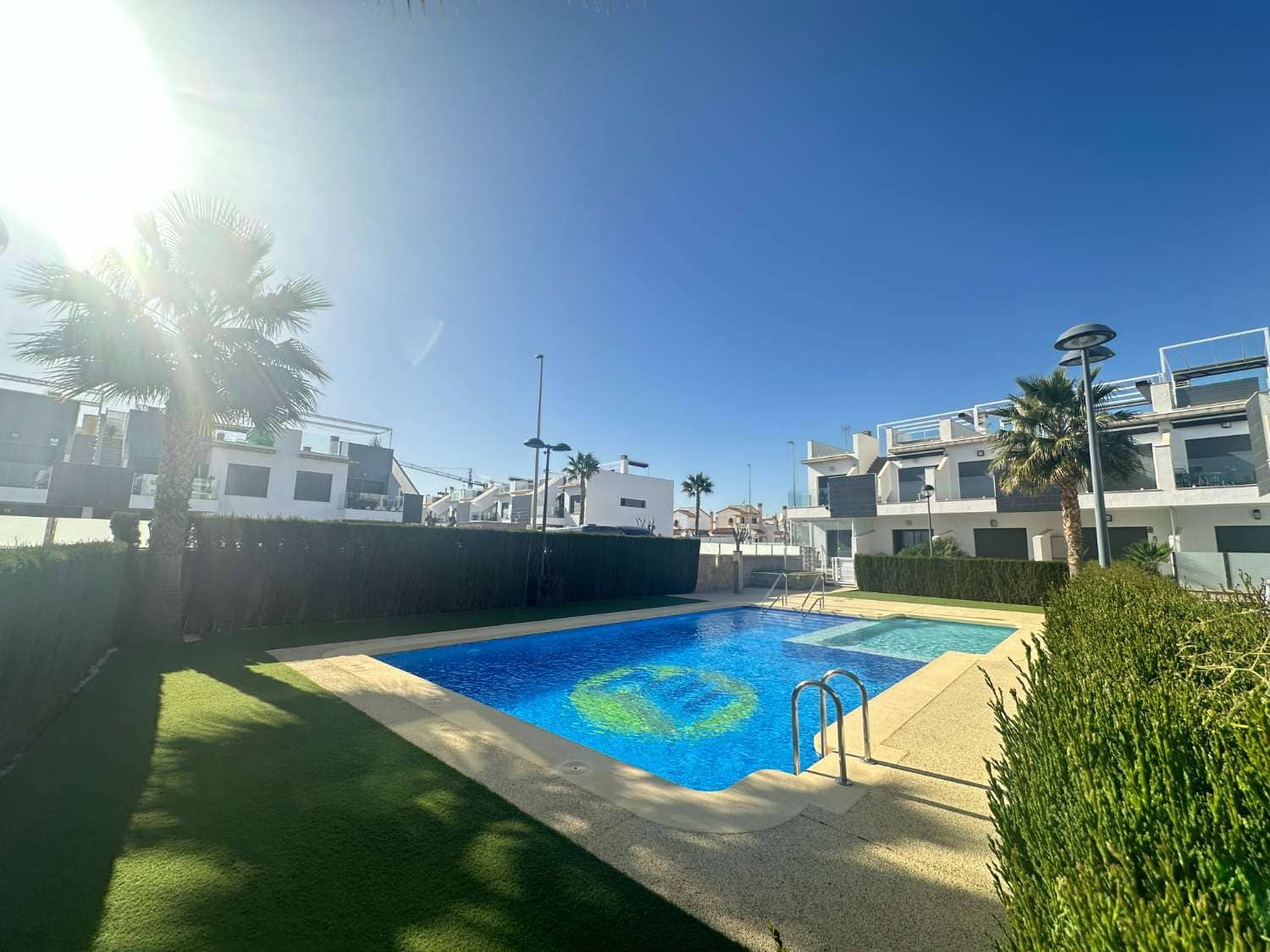 Studio til salg i Pilar de la Horadada med swimmingpool - € 120.000 (Ref: 8755268)