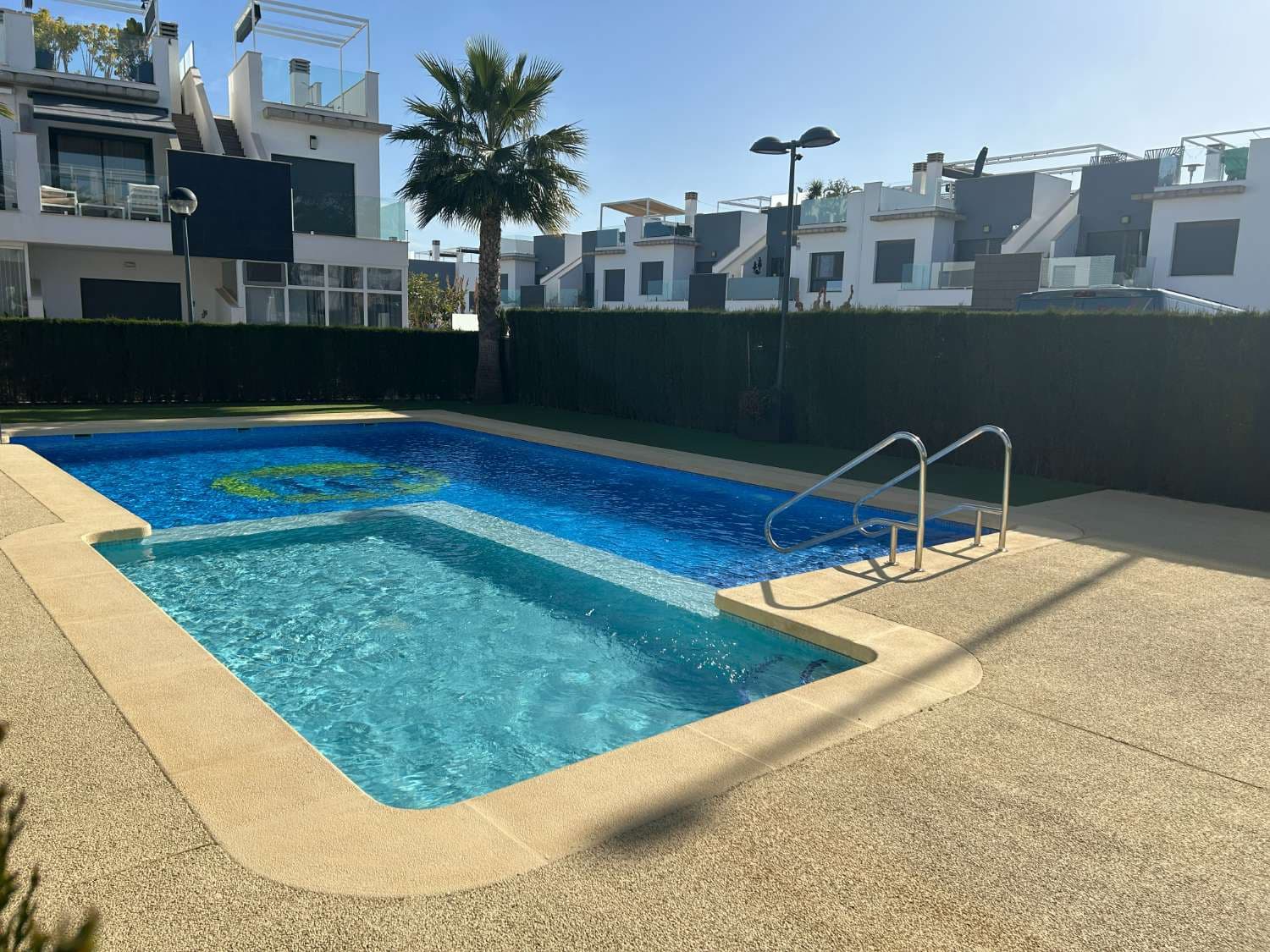 Studio til salg i Pilar de la Horadada med swimmingpool - € 120.000 (Ref: 8755268)