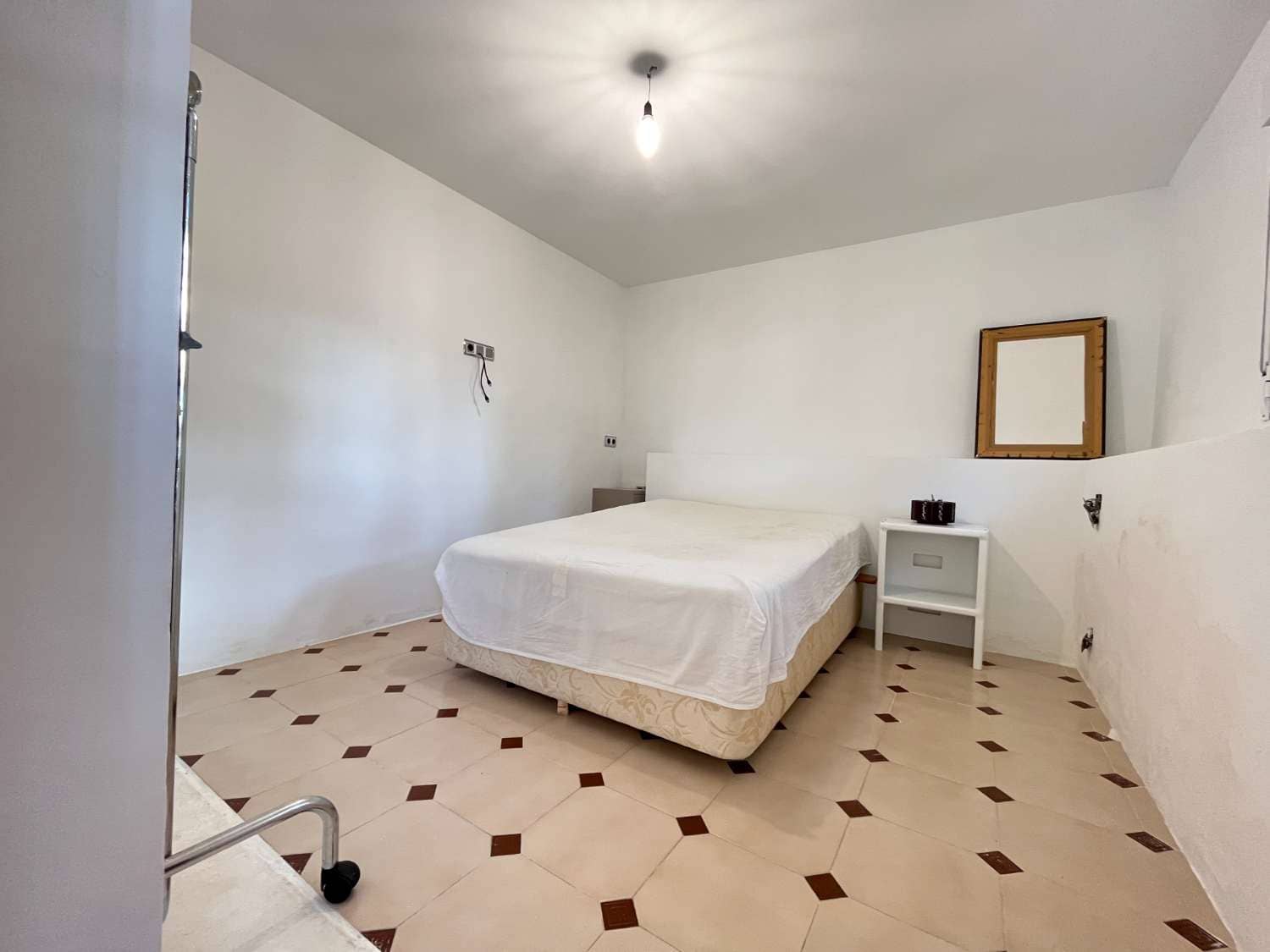 6 soveværelse Villa til salg i Torrevieja med swimmingpool - € 440.000 (Ref: 8757438)