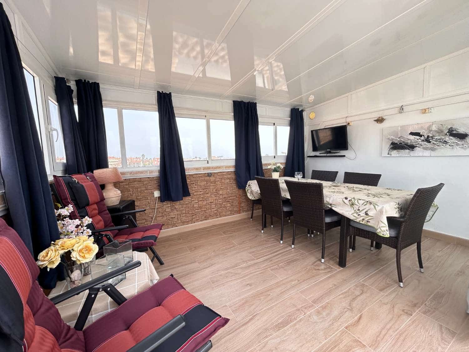 2 soveværelse Strandlejlighed til salg i Orihuela Costa med swimmingpool - € 142.000 (Ref: 8885727)