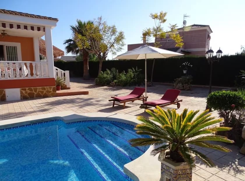 3 sovrum Villa till salu i Muchamiel / Mutxamel med pool - 520 000 € (Ref: 8901996)