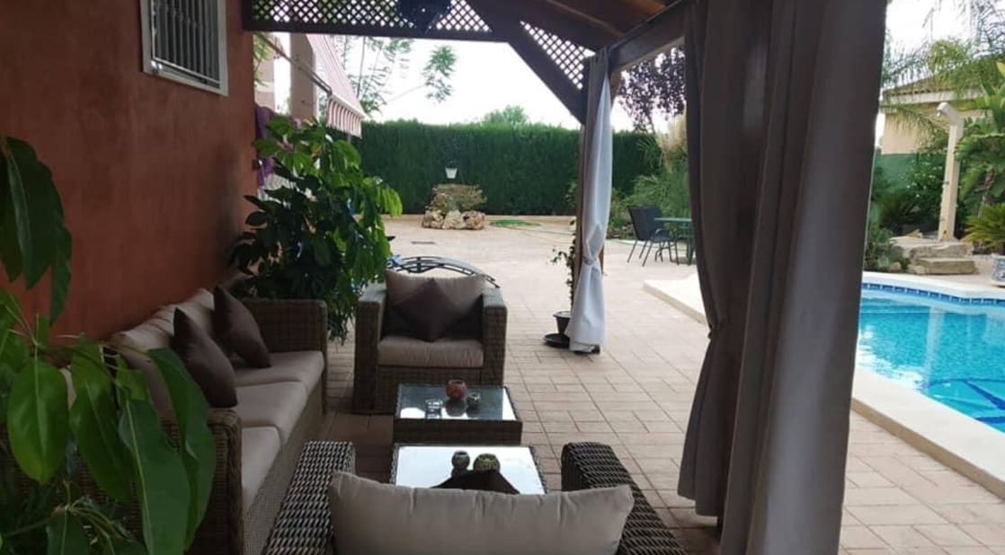 3 sovrum Villa till salu i Muchamiel / Mutxamel med pool - 520 000 € (Ref: 8901996)