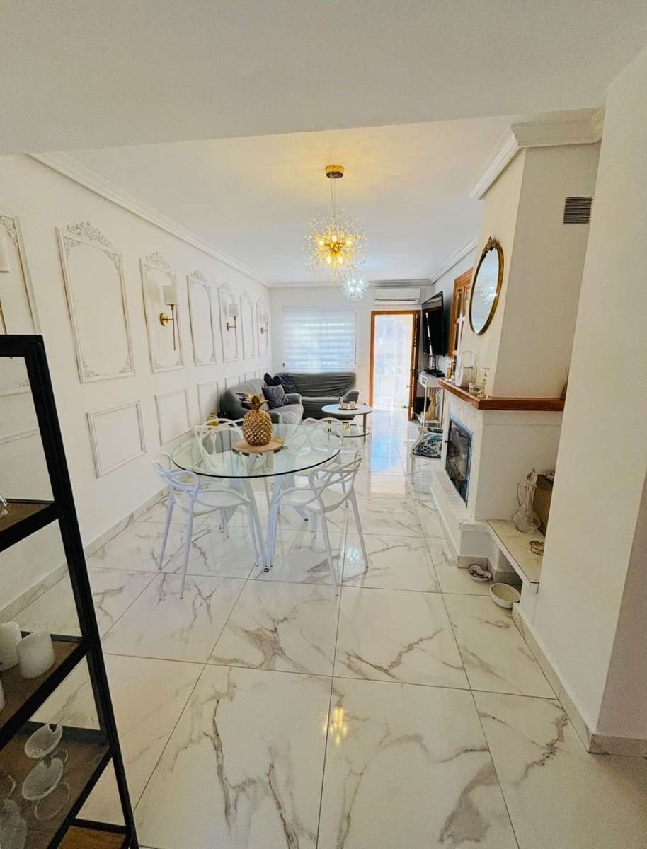 2 chambre Appartement à vendre à Orihuela Costa avec piscine garage - 199 000 € (Ref: 8928374)