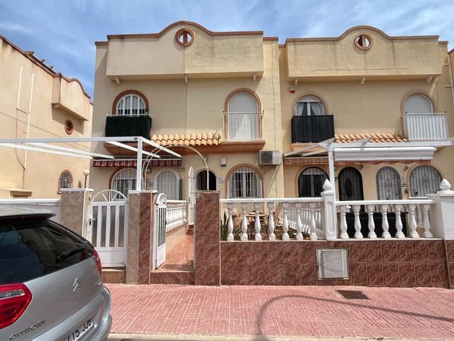 2 soveværelse Lejlighed til salg i Orihuela med swimmingpool - € 149.000 (Ref: 8943815)