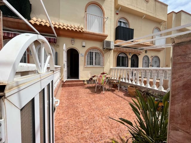 2 soveværelse Lejlighed til salg i Orihuela med swimmingpool - € 149.000 (Ref: 8943815)