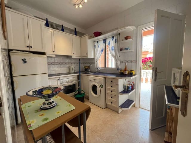 2 soveværelse Lejlighed til salg i Orihuela med swimmingpool - € 149.000 (Ref: 8943815)