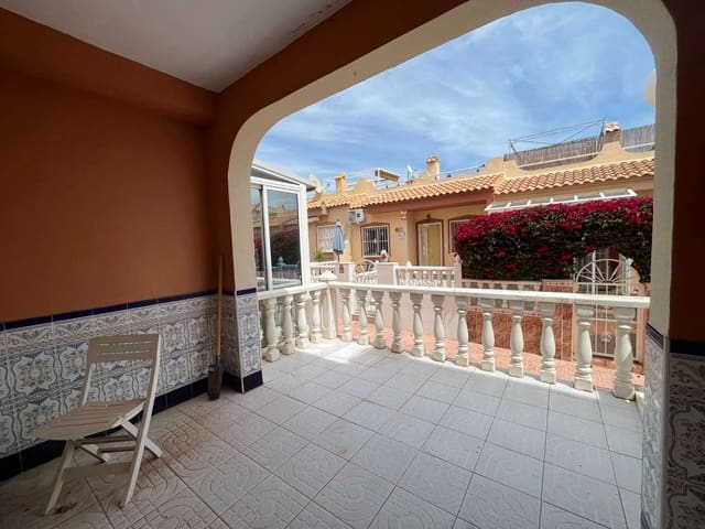 2 soveværelse Lejlighed til salg i Orihuela med swimmingpool - € 149.000 (Ref: 8943815)