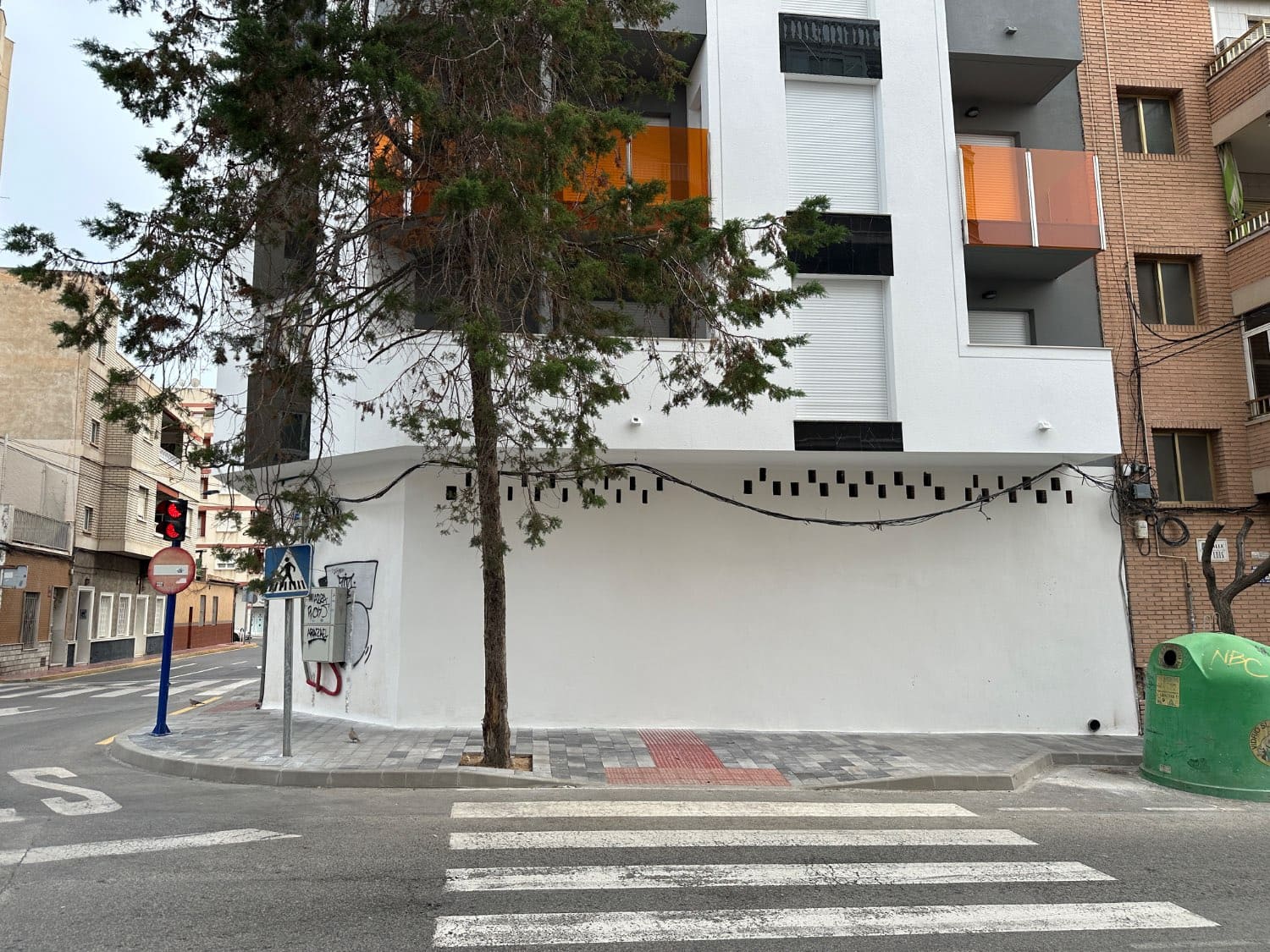 Erhverv til salg i Torrevieja - € 275.000 (Ref: 8961171)