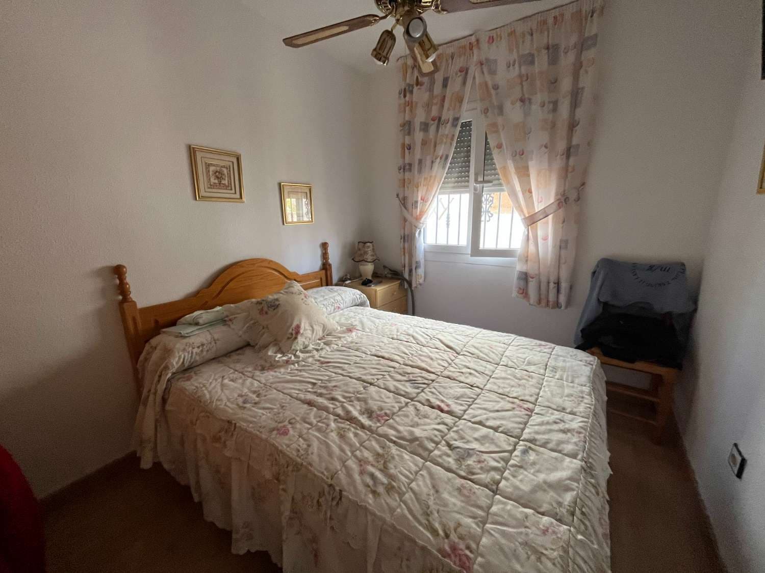 3 makuuhuone Asunto myytävänä paikassa Orihuela mukana uima-altaan - 227 800 € (Ref: 8970188)