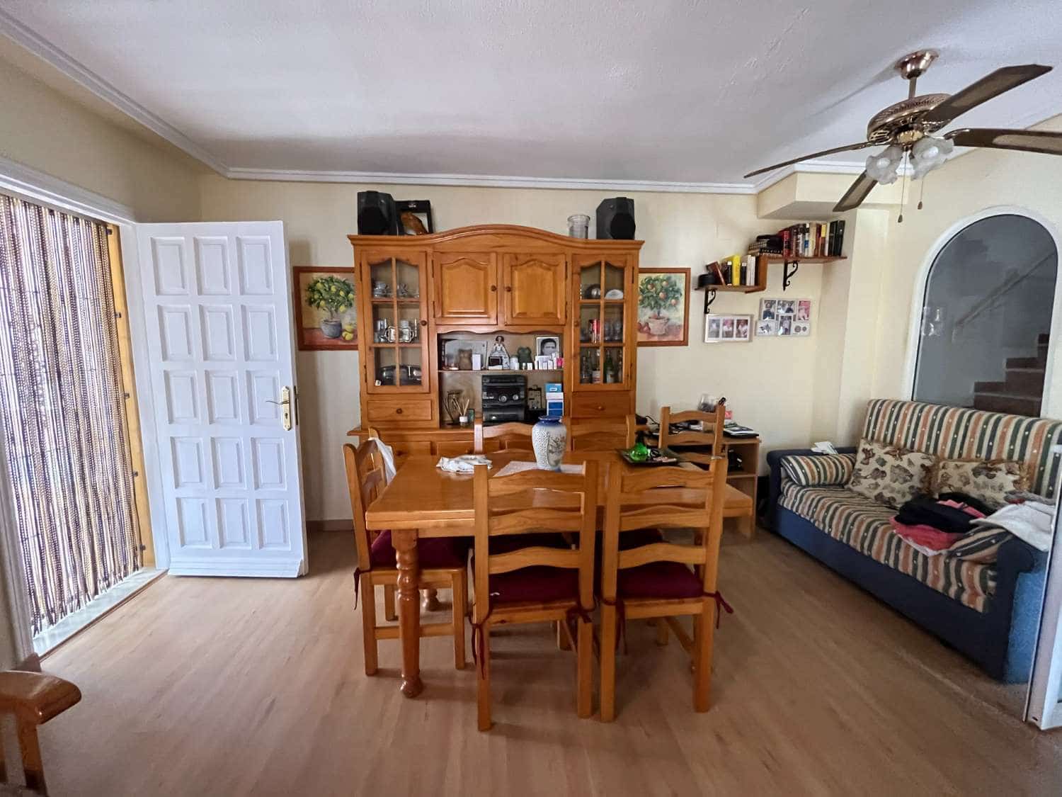 3 makuuhuone Asunto myytävänä paikassa Orihuela mukana uima-altaan - 227 800 € (Ref: 8970188)