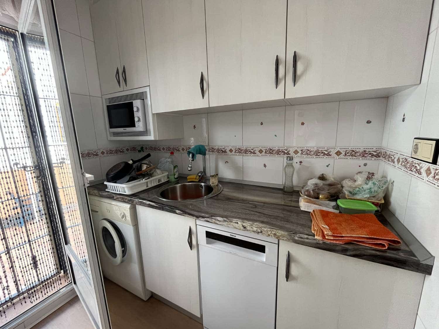 3 makuuhuone Asunto myytävänä paikassa Orihuela mukana uima-altaan - 227 800 € (Ref: 8970188)