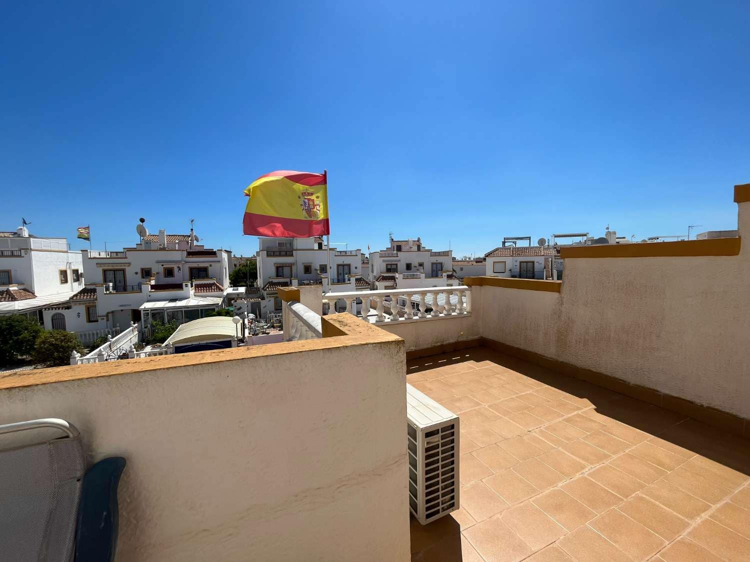 3 makuuhuone Asunto myytävänä paikassa Orihuela mukana uima-altaan - 227 800 € (Ref: 8970188)