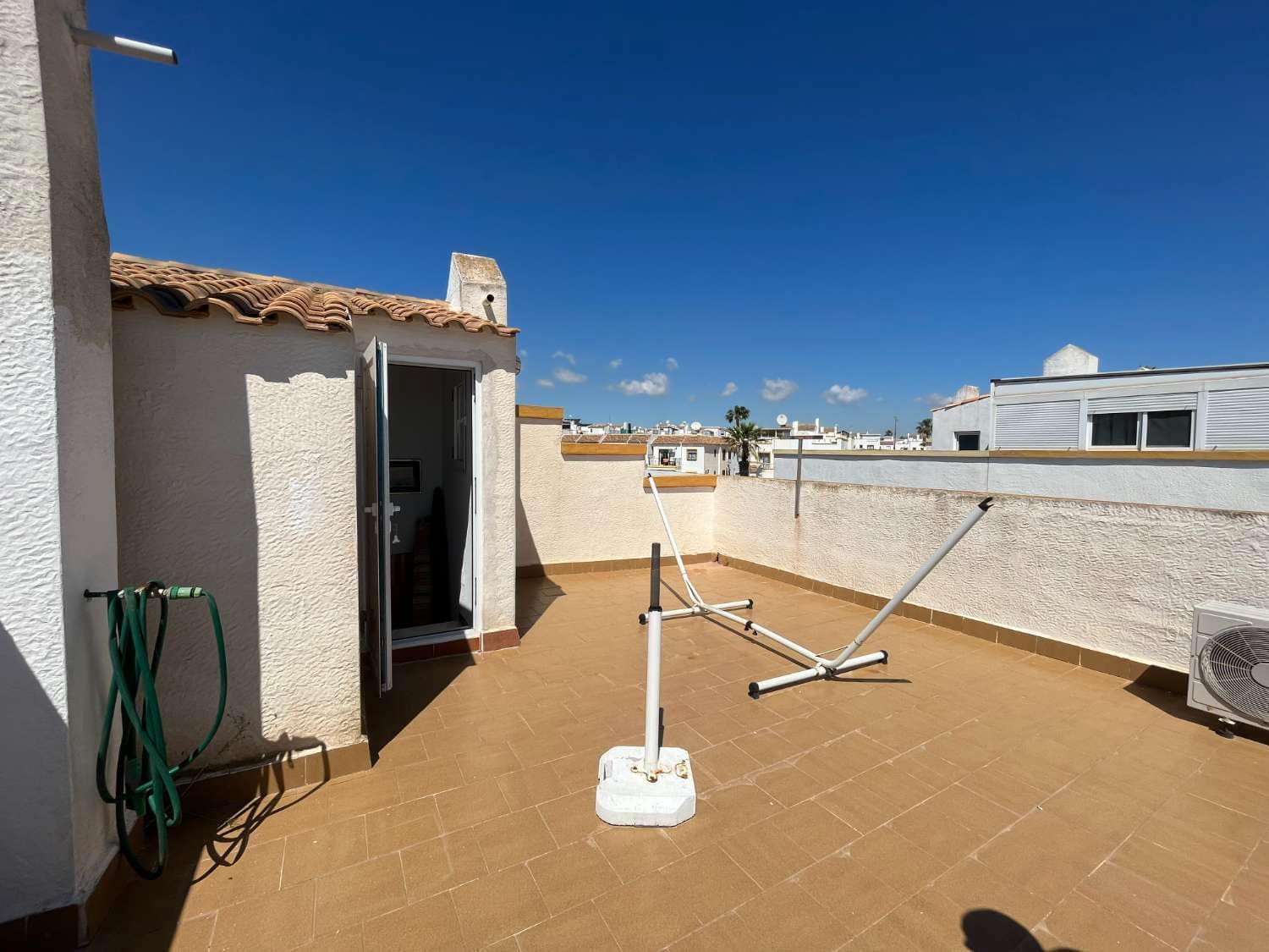 3 makuuhuone Asunto myytävänä paikassa Orihuela mukana uima-altaan - 227 800 € (Ref: 8970188)