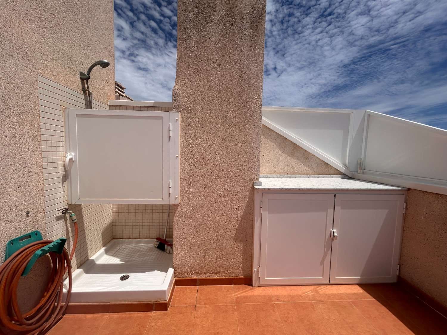 3 bedroom Beach Apartment for sale in Orihuela with pool garage - € 267,000 (Ref: 8971913)