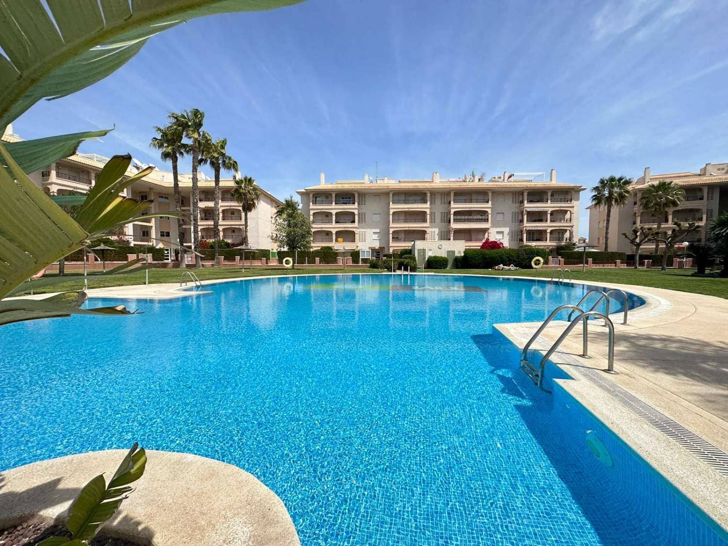 3 bedroom Beach Apartment for sale in Orihuela with pool garage - € 267,000 (Ref: 8971913)
