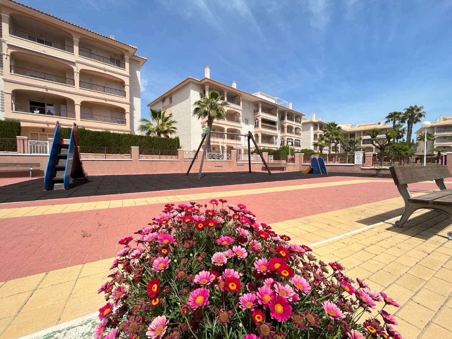3 bedroom Beach Apartment for sale in Orihuela with pool garage - € 267,000 (Ref: 8971913)