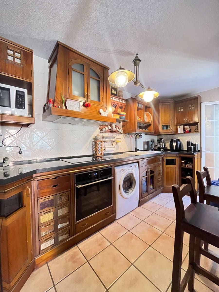 3 soveværelse Villa til salg i Orihuela med swimmingpool - € 284.950 (Ref: 8994479)