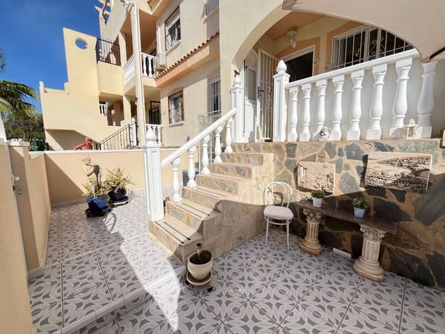 2 soveværelse Strandlejlighed til salg i Orihuela med swimmingpool - € 146.000 (Ref: 9007211)