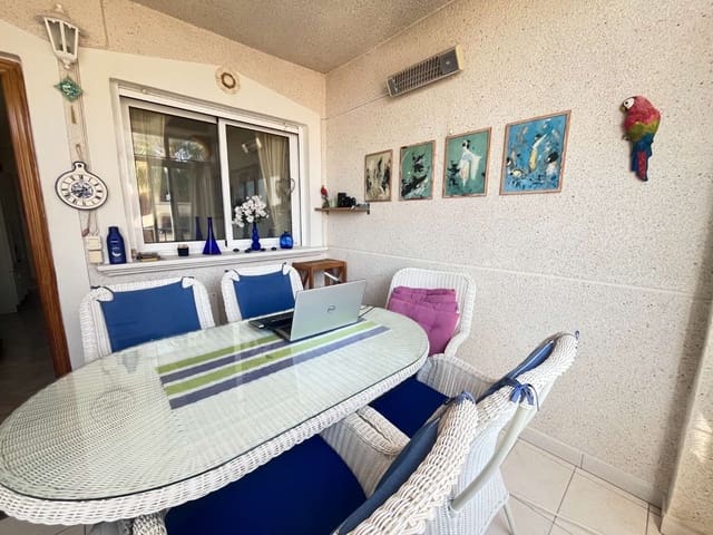 2 makuuhuone Ranta-asunto myytävänä paikassa Los Balcones - Los Altos, Orihuela mukana uima-altaan 
autotalli - 144 000 € (Ref: 9014381)